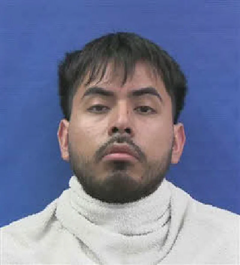 Terrell Man Faces Felony Evading Arrest Charges Following Traffic Incident