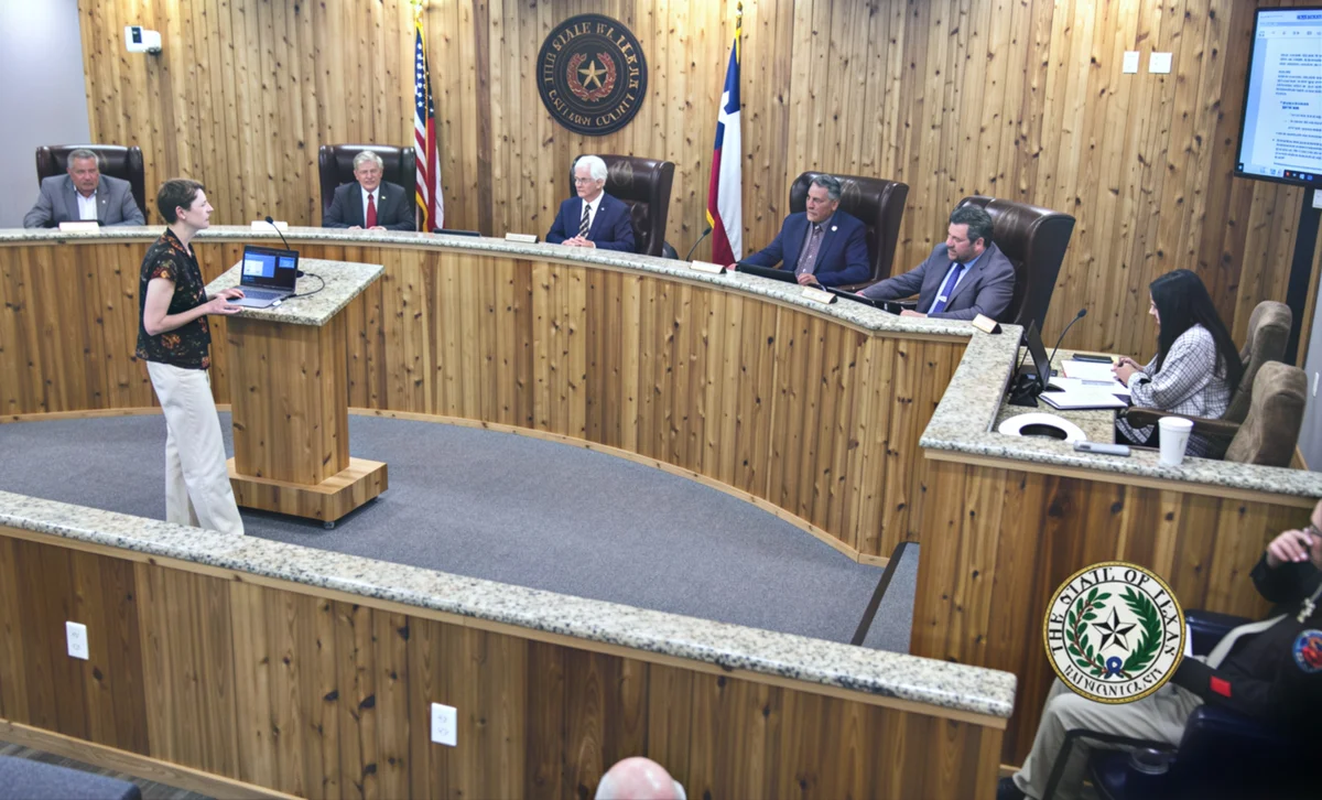 Kaufman County Commissioners Deny Developer Appeal, Reappoint Fire Marshal in Busy Session