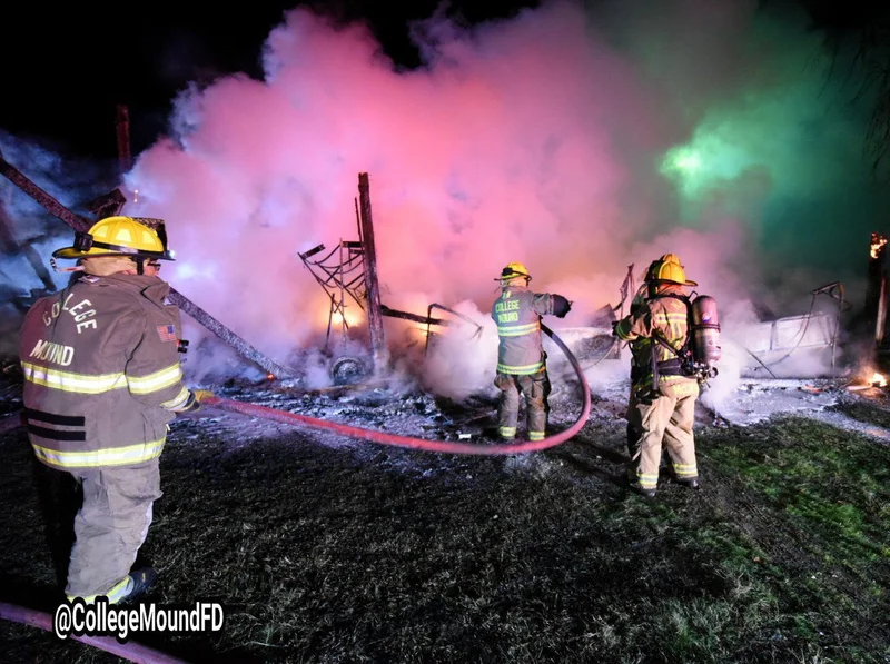 Firefighters fend off detached structure fire from damaging primary residence