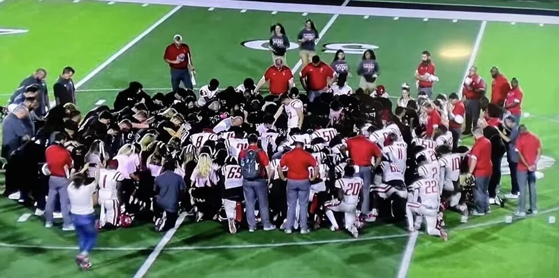 HWY 34 SHOWDOWN: Rivals rest to pray for fellow athlete