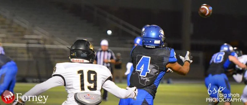 North Forney crushes Royse City, 67-28
