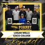 logan-wells-forney-high-school-signing.jpg