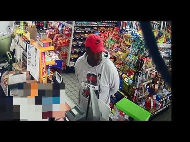 Men spray female clerk with pepper spray before burglarizing store's Bitcoin machine