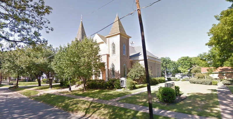 Kaufman PD investigating church burglary, seeking public's assistance