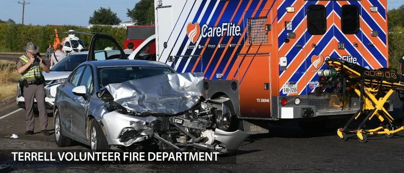 Four injured, two airlifted from major crash on FM 148 with two entrapments