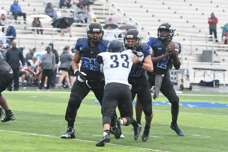 North Forney Falcons soar past Wylie East in 43-14 victory