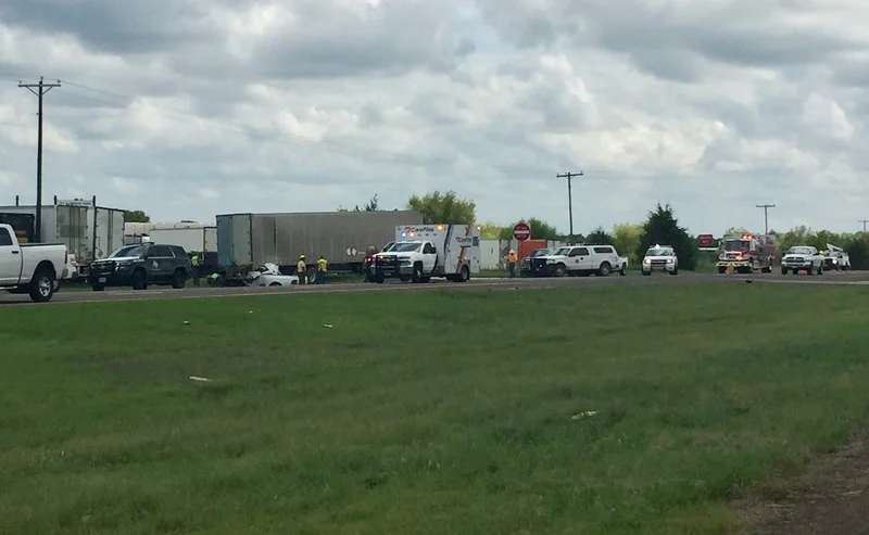 Mabank man killed in crash involving 18-wheeler on U.S. Highway 175