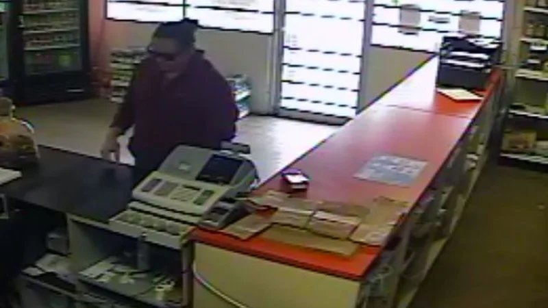 Terrell PD seeking info on alleged alcohol theft