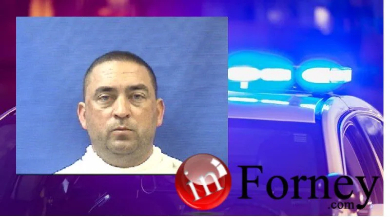 Dallas Co Sheriff Deputy charged with punching wife, termination pending