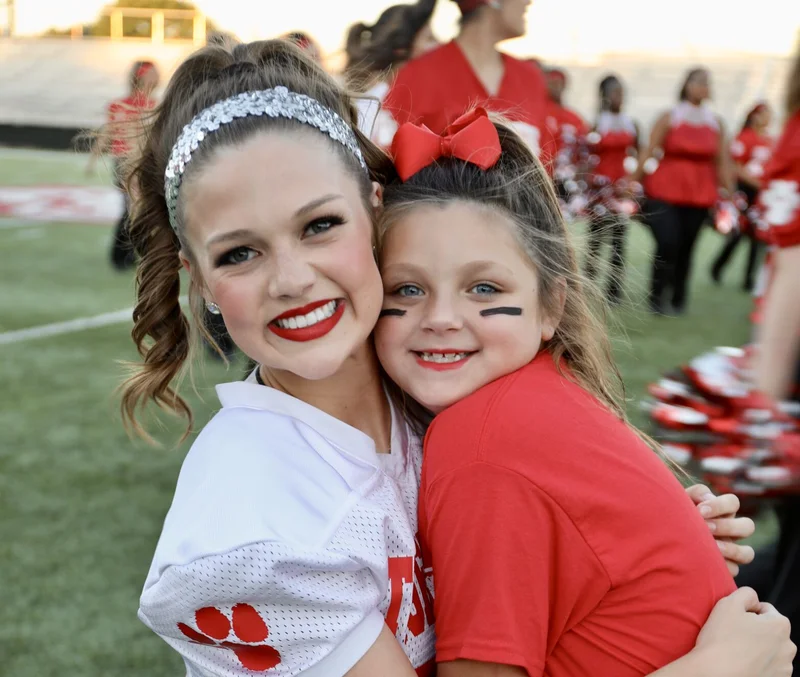 Terrell High School student makes helping others part of her homecoming activities