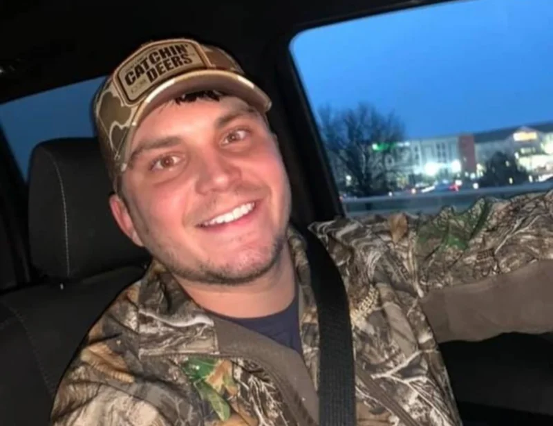 Army veteran fatally shot, father charged with murder