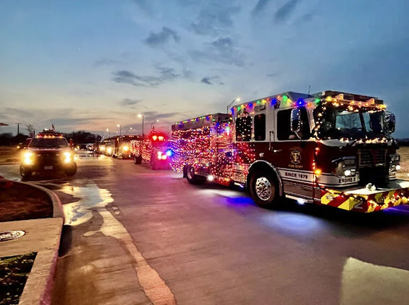 Lights, Sirens & Hope: Kaufman County children receive the magic of Christmas thanks to community support