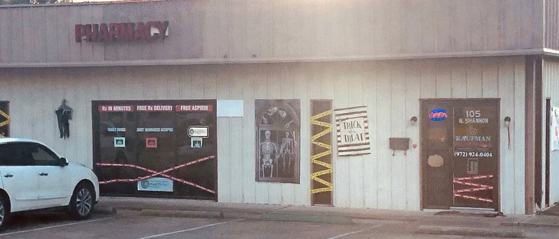 Kaufman Police Department investigating overnight burglary of Kaufman Pharmacy