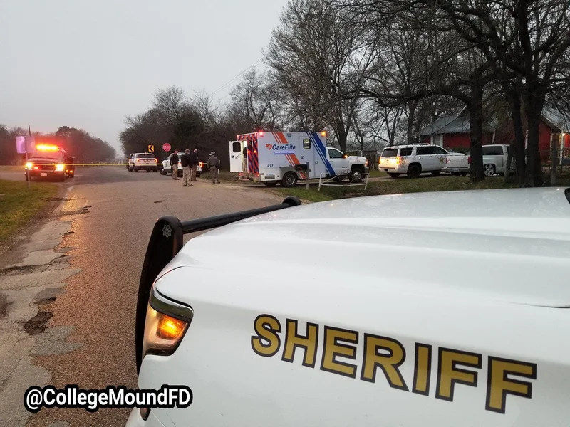 Kaufman County Sheriff's Office investigating Saturday morning shooting