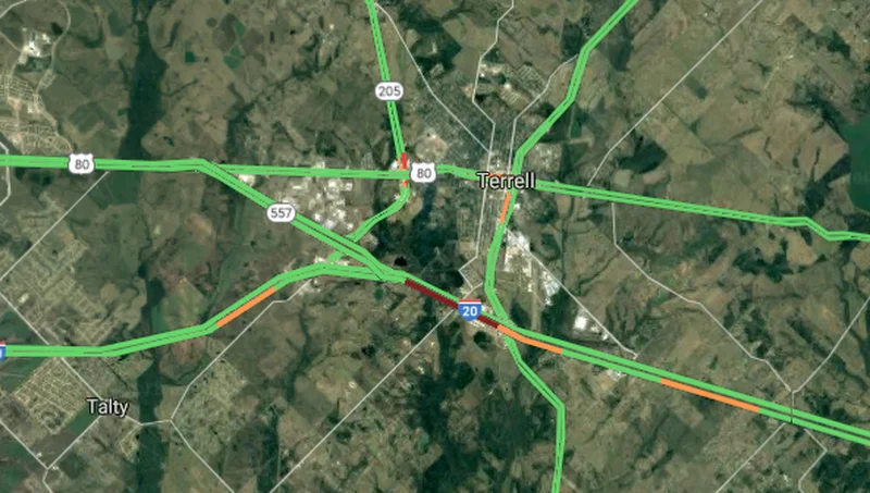 Eastbound Interstate 20 closed in Terrell due to three-vehicle crash