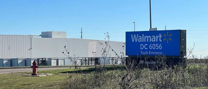 Employee dies after work-related accident involving heavy machinery in Terrell