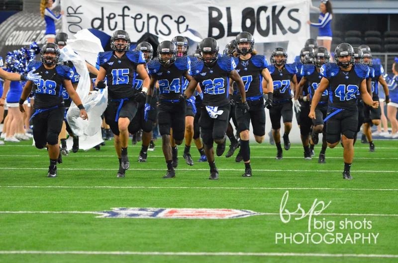 North Forney amasses over 600 total yards in 50-20 victory over Lake Dallas in area-round